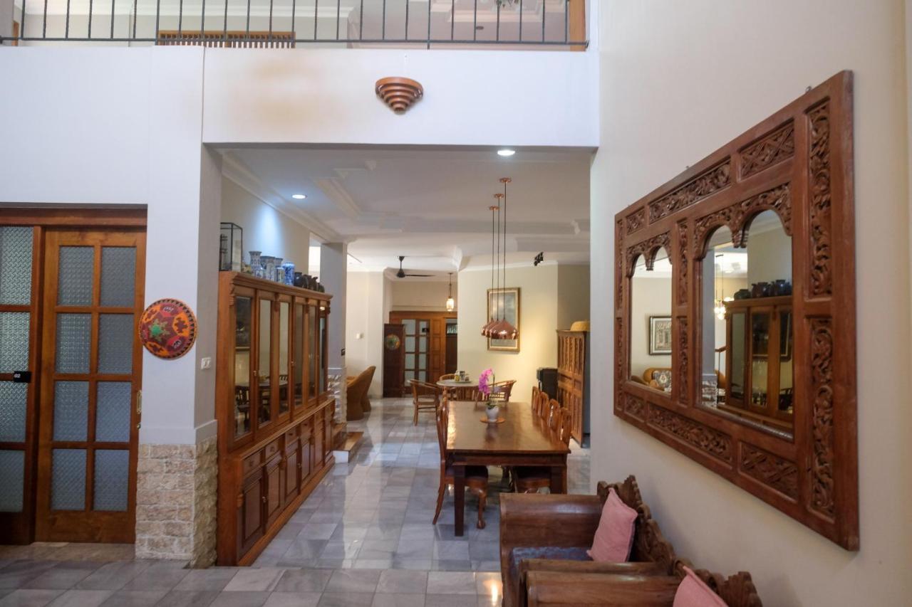 Sareh Villa By The Lavana Semarang Dış mekan fotoğraf