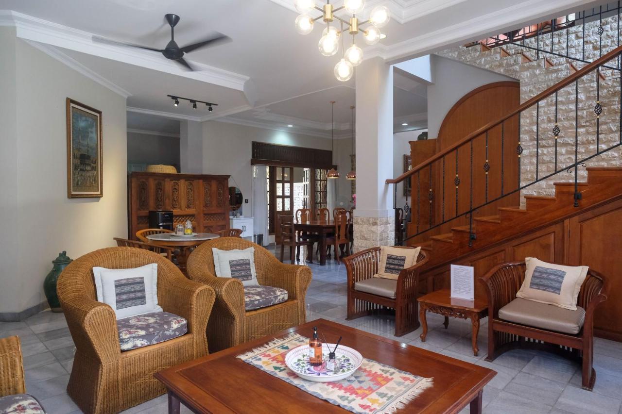 Sareh Villa By The Lavana Semarang Dış mekan fotoğraf