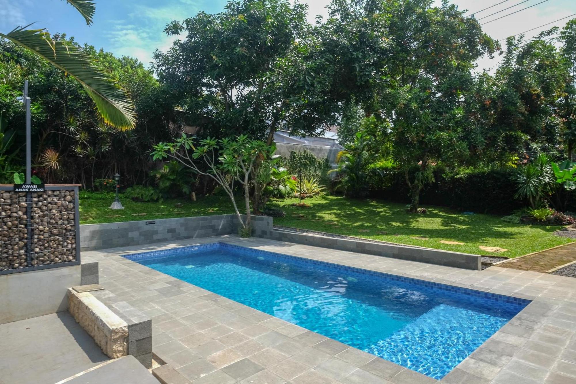 Sareh Villa By The Lavana Semarang Dış mekan fotoğraf